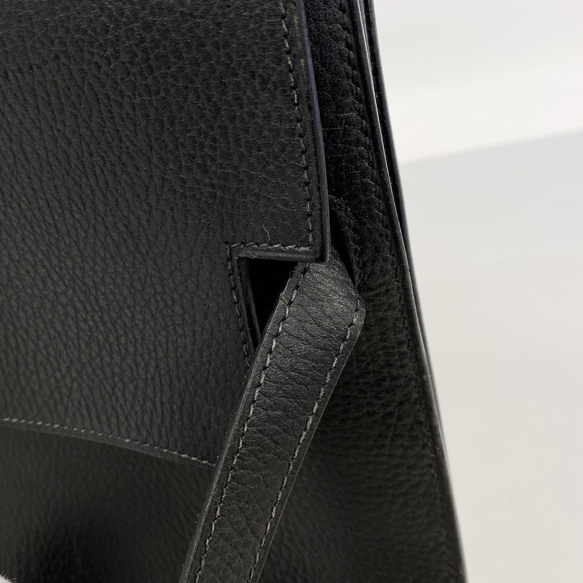 【6he5122】エルメス ブリーフケース ケリーデペッシュ38 アルデンヌ ブラック ゴールド金具 □D刻印【中古】レディース