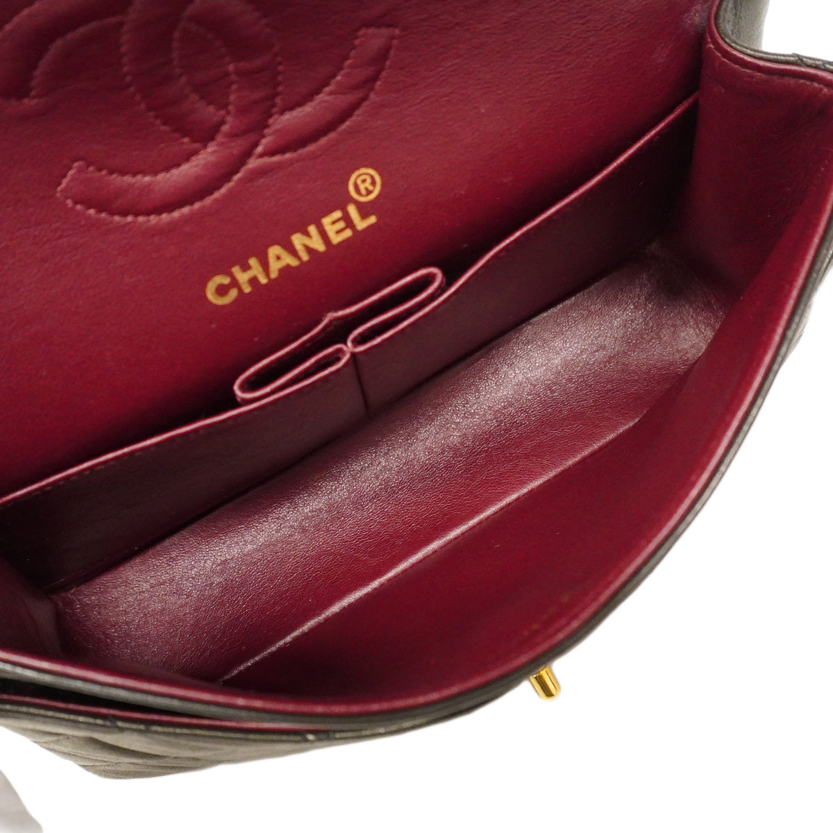 【6he5130】シャネル ショルダーバッグ マトラッセ Wフラップ Wチェーン ラムスキン ブラック ゴールド金具【中古】レディース