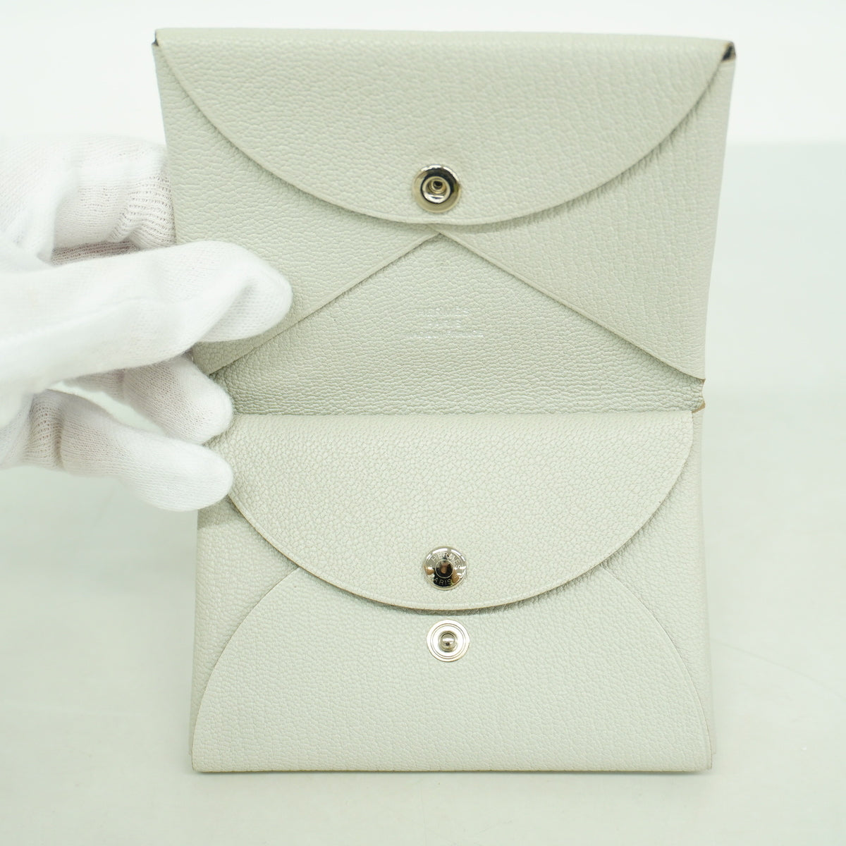 【6he5140】エルメス コインケース カルヴィデュオ シェブルミゾル パールグレー シルバー金具 K刻印【中古】レディース