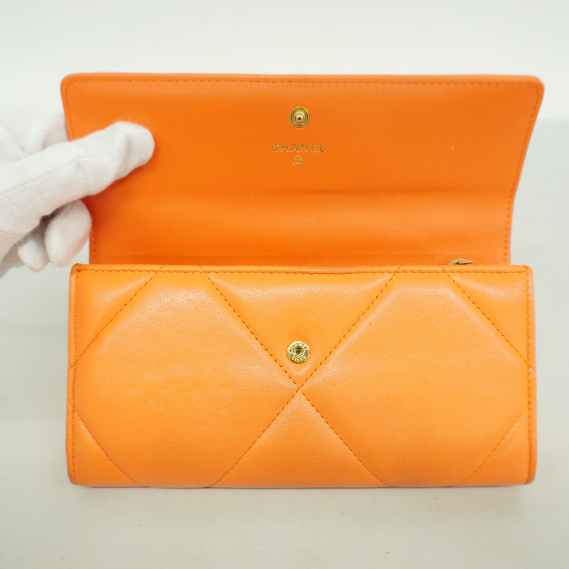 【6he5158】シャネル 長財布 シャネル19 ラムスキン オレンジ ゴールド金具【中古】レディース