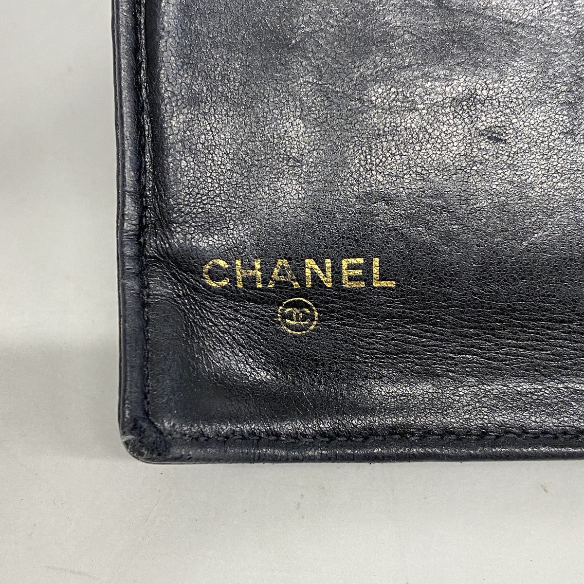 【6he5162-k】シャネル 長財布 キャビアスキン ブラック ゴールド金具【中古】レディース