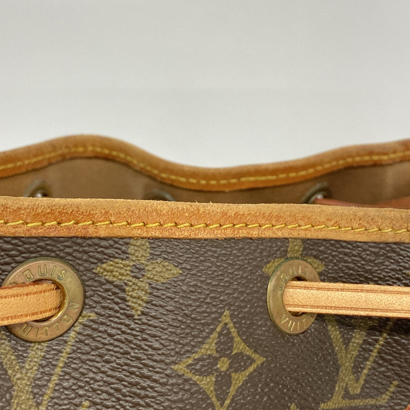 【6he5192】ルイヴィトン ショルダーバッグ モノグラム プチノエ M42226 ブラウン【中古】レディース