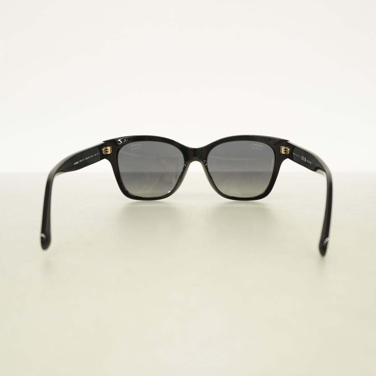 【6he5210】シャネル サングラス 5482-H-A プラスチック ブラック シャンパンゴールド金具【中古】レディース