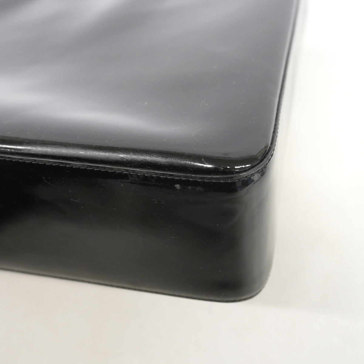 【6he5212】シャネル トートバッグ パテントレザー ブラック ゴールド金具【中古】レディース
