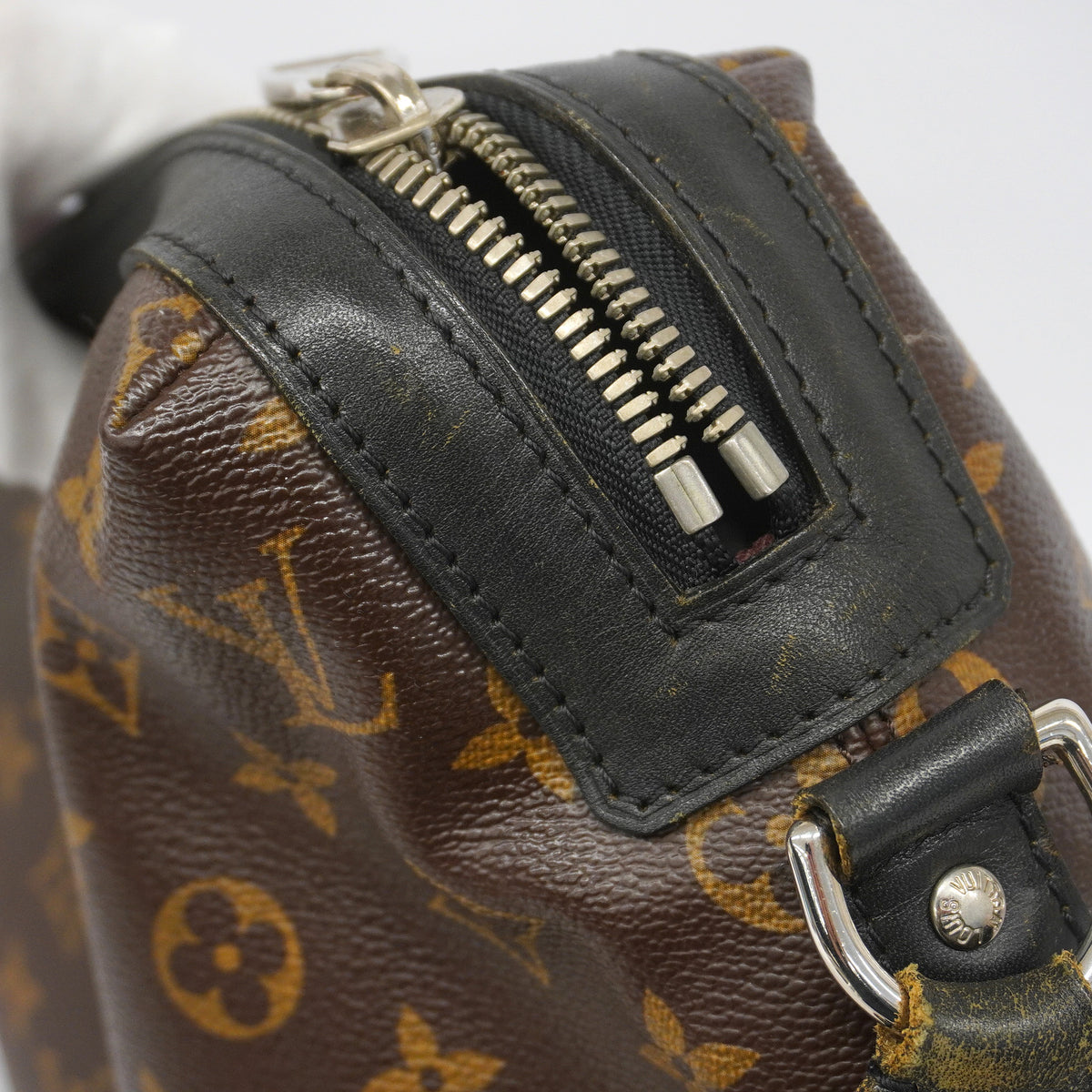 【6he5229】ルイヴィトン ショルダーバッグ モノグラム・マカサー トーレス M40387 ブラウン【中古】メンズ