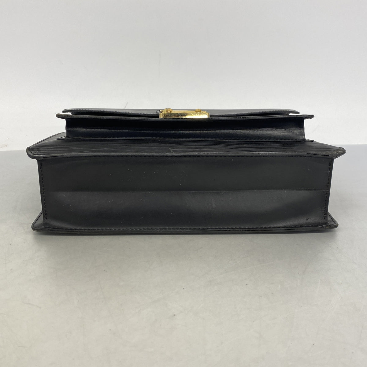 【6he5250】ルイヴィトン ハンドバッグ エピ モンソー 28 M52122 ノワール 2wayバッグ【中古】レディース