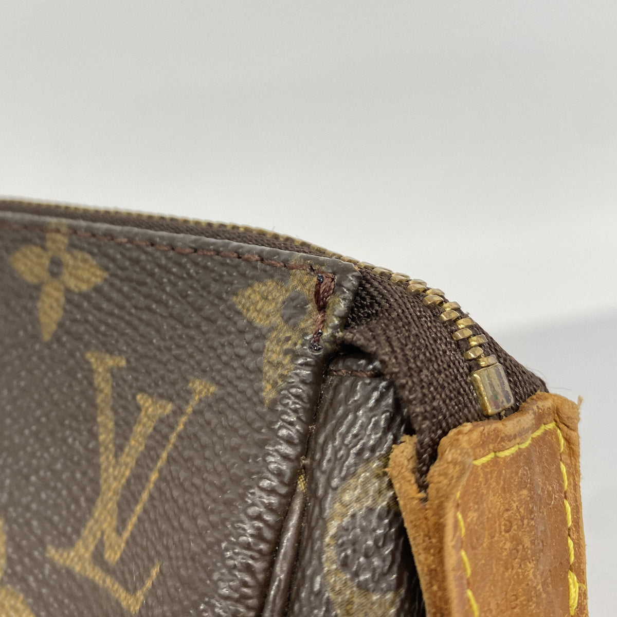 【6he5267】ルイヴィトン ポーチ モノグラム ポシェットアクセソワール M51980 ブラウン【中古】レディース