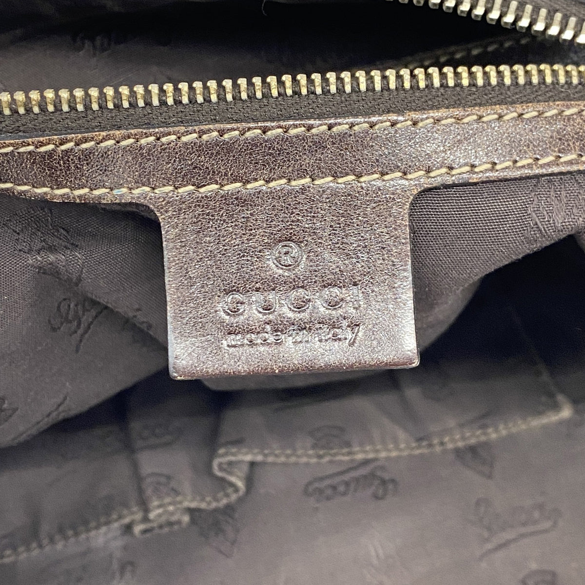 【6he5298-k】グッチ ショルダーバッグ GGキャンバス 232967 キャンバス ベージュ シルバー金具【中古】レディース