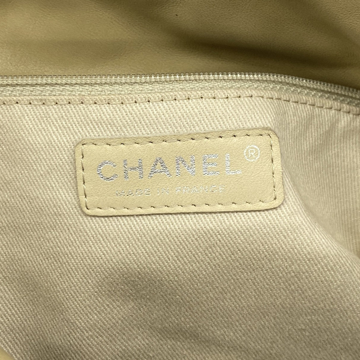 【6he5299-k】シャネル ショルダーバッグ ワイルドステッチ チェーンショルダー ラムスキン ベージュ シルバー金具【中古】レディース