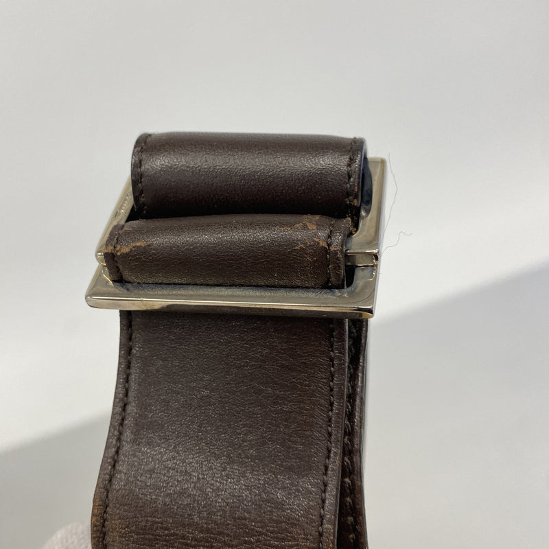 【6he5307】サルヴァトーレフェラガモ ショルダーバッグ ナイロン ダークブラウン シルバー金具【中古】レディース