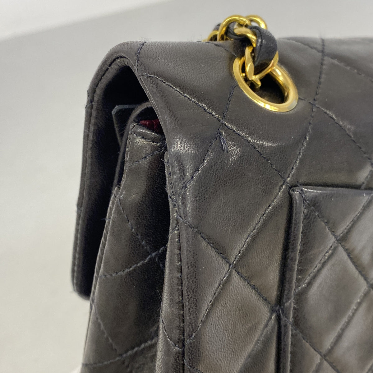 【6he5308】シャネル ショルダーバッグ マトラッセ Wフラップ Wチェーン ラムスキン ブラック ゴールド金具【中古】レディース