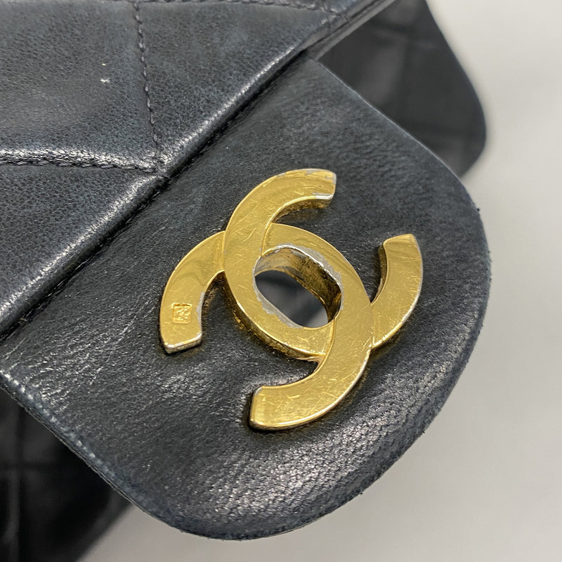 【6he5309】シャネル ショルダーバッグ マトラッセ Wフラップ Wチェーン ラムスキン ブラック ゴールド金具【中古】レディース