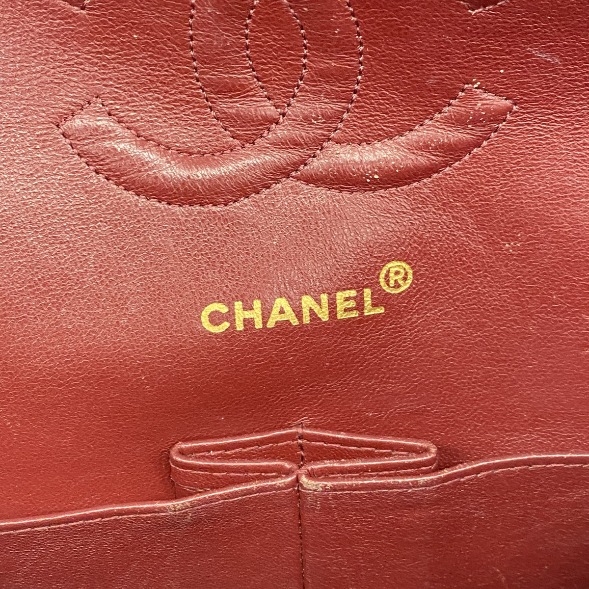 【6he5309】シャネル ショルダーバッグ マトラッセ Wフラップ Wチェーン ラムスキン ブラック ゴールド金具【中古】レディース