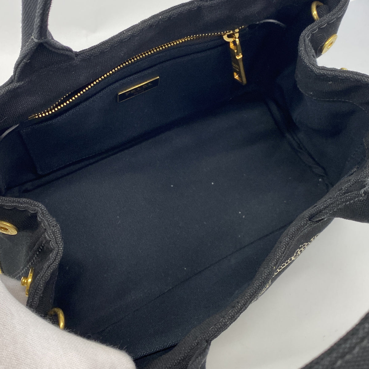 【6he5326-k】プラダ ハンドバッグ カナパ キャンバス ブラック ゴールド金具 2wayバッグ【中古】レディース