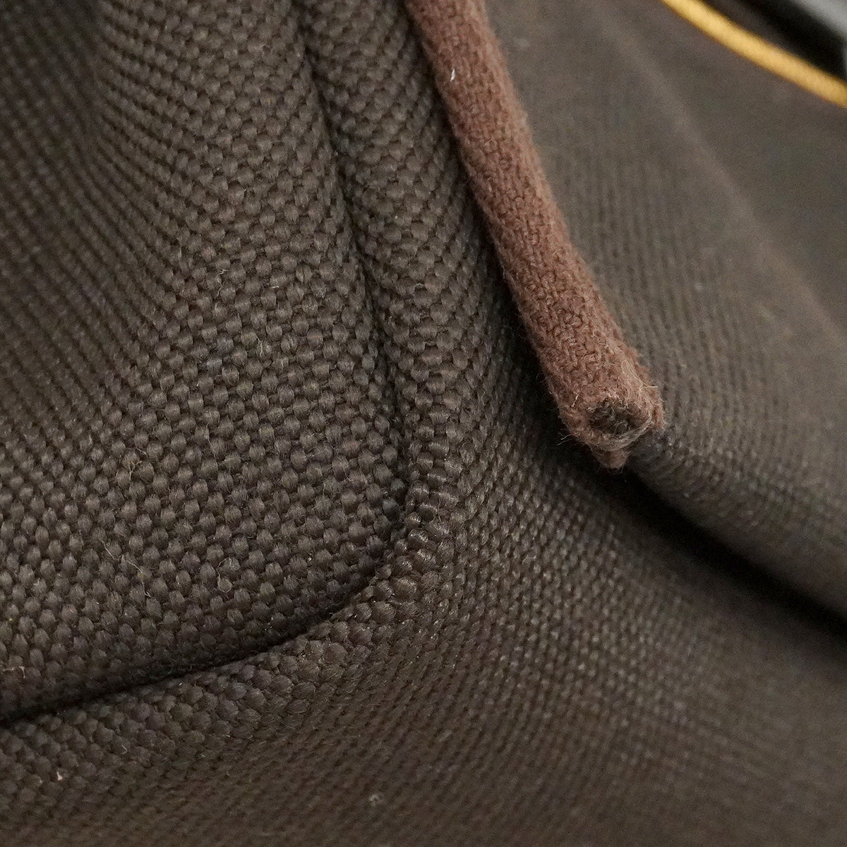 【6he5372】エルメス ショルダーバッグ エールバッグジップミニ トワルミリタリー べブラン ゴールド金具 G刻印【中古】レディース