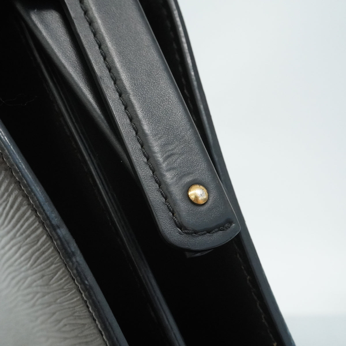 【6he5435】ルイヴィトン ビジネスバッグ エピ セルヴィエットフェルモワール M54352 ノワール【中古】メンズ