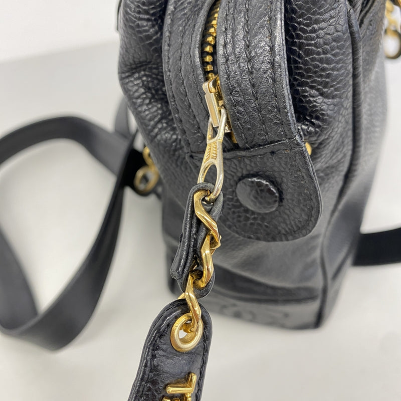 【6he5446】シャネル ショルダーバッグ トリプルココ キャビアスキン ブラック ゴールド金具【中古】レディース