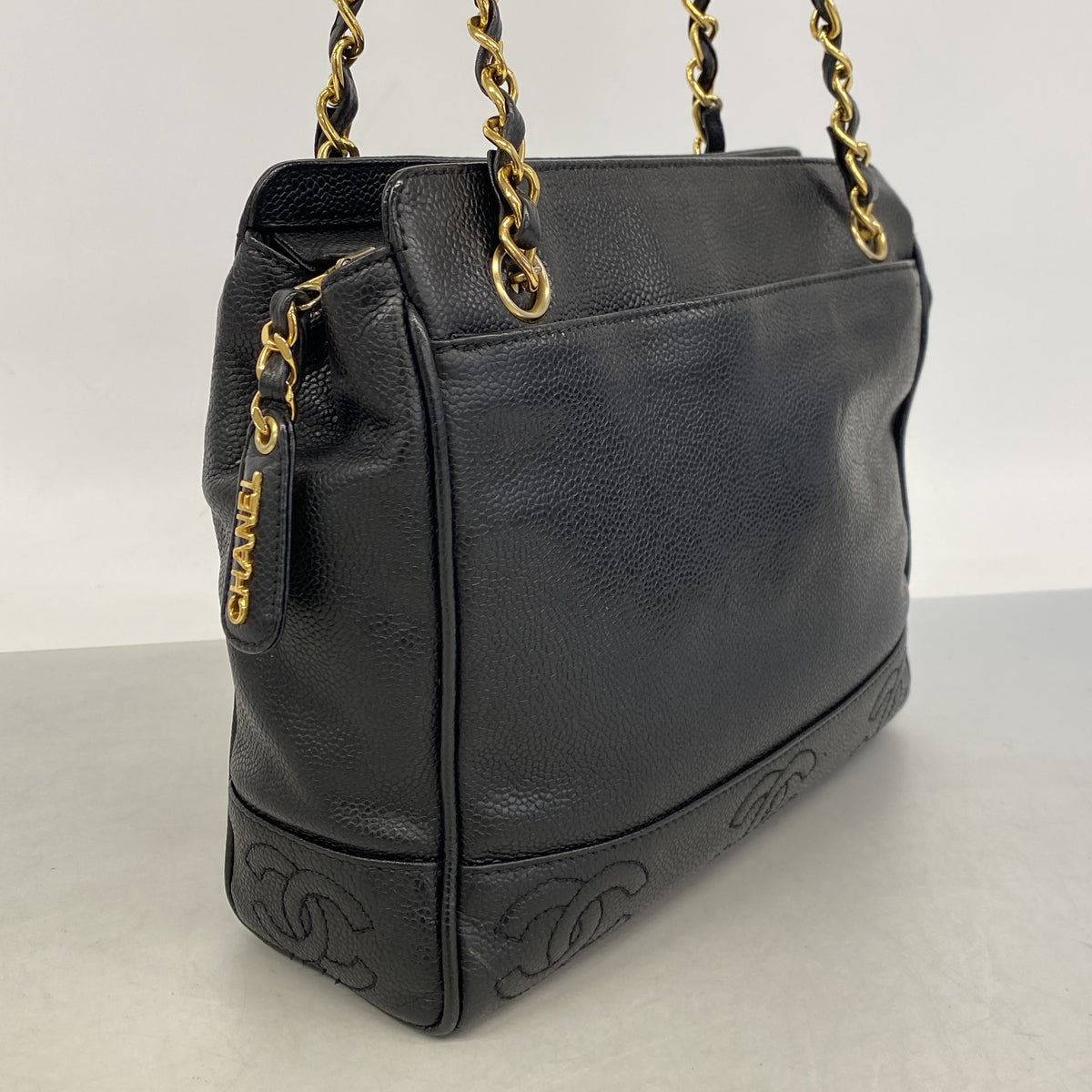 【6he5446】シャネル ショルダーバッグ トリプルココ キャビアスキン ブラック ゴールド金具【中古】レディース
