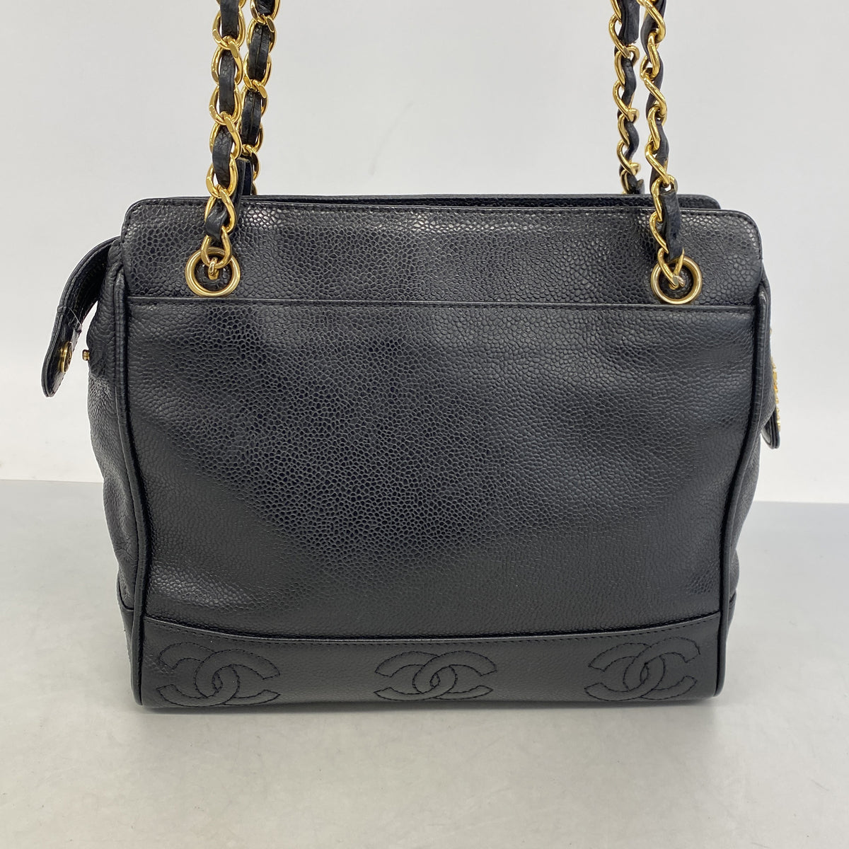 【6he5446】シャネル ショルダーバッグ トリプルココ キャビアスキン ブラック ゴールド金具【中古】レディース