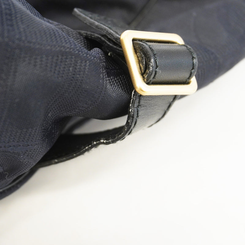 【6he5456】シャネル トートバッグ ニュートラベル ナイロン ブラック シャンパンゴールド金具【中古】レディース