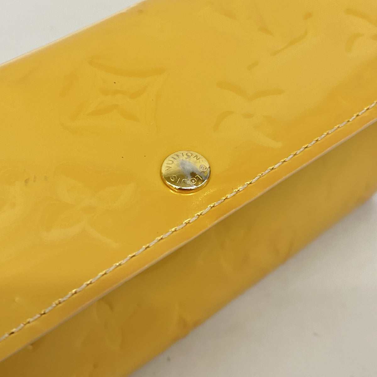 【6he5470】ルイヴィトン 長財布 ヴェルニ ジッピーウォレット M91522 ローズフロランタン【中古】レディース