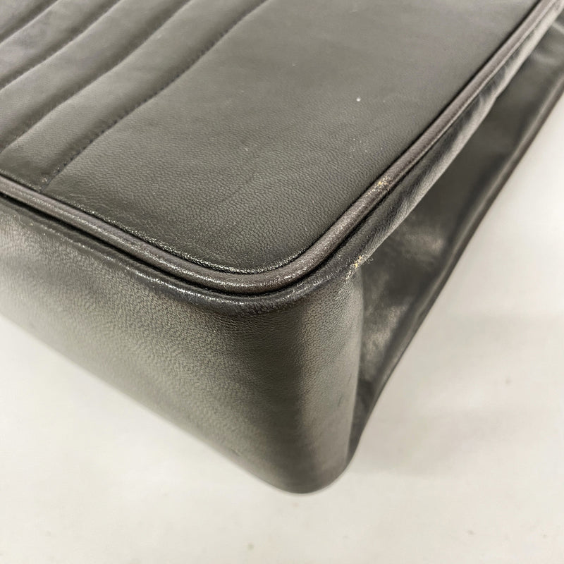 【6he5471】シャネル チェーントート マドモアゼル ラムスキン ブラック ゴールド金具【中古】レディース
