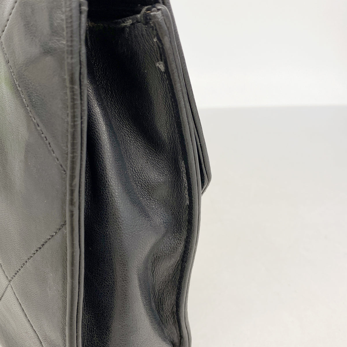 【6he5480】シャネル ショルダーバッグ マトラッセ チェーンショルダー ラムスキン ブラック ゴールド金具【中古】レディース