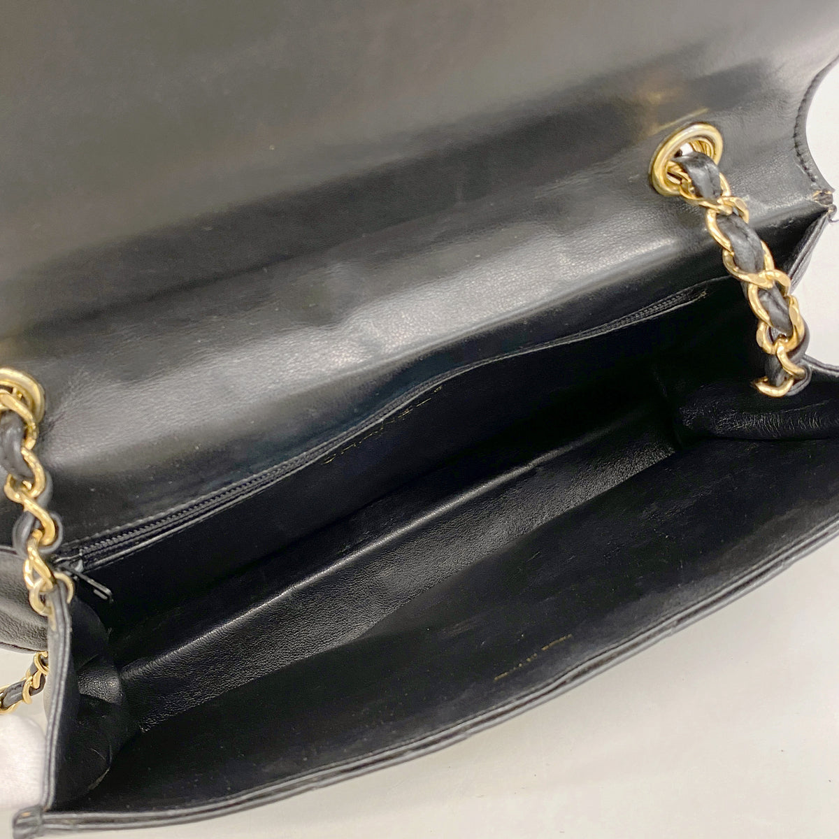 【6he5480】シャネル ショルダーバッグ マトラッセ チェーンショルダー ラムスキン ブラック ゴールド金具【中古】レディース