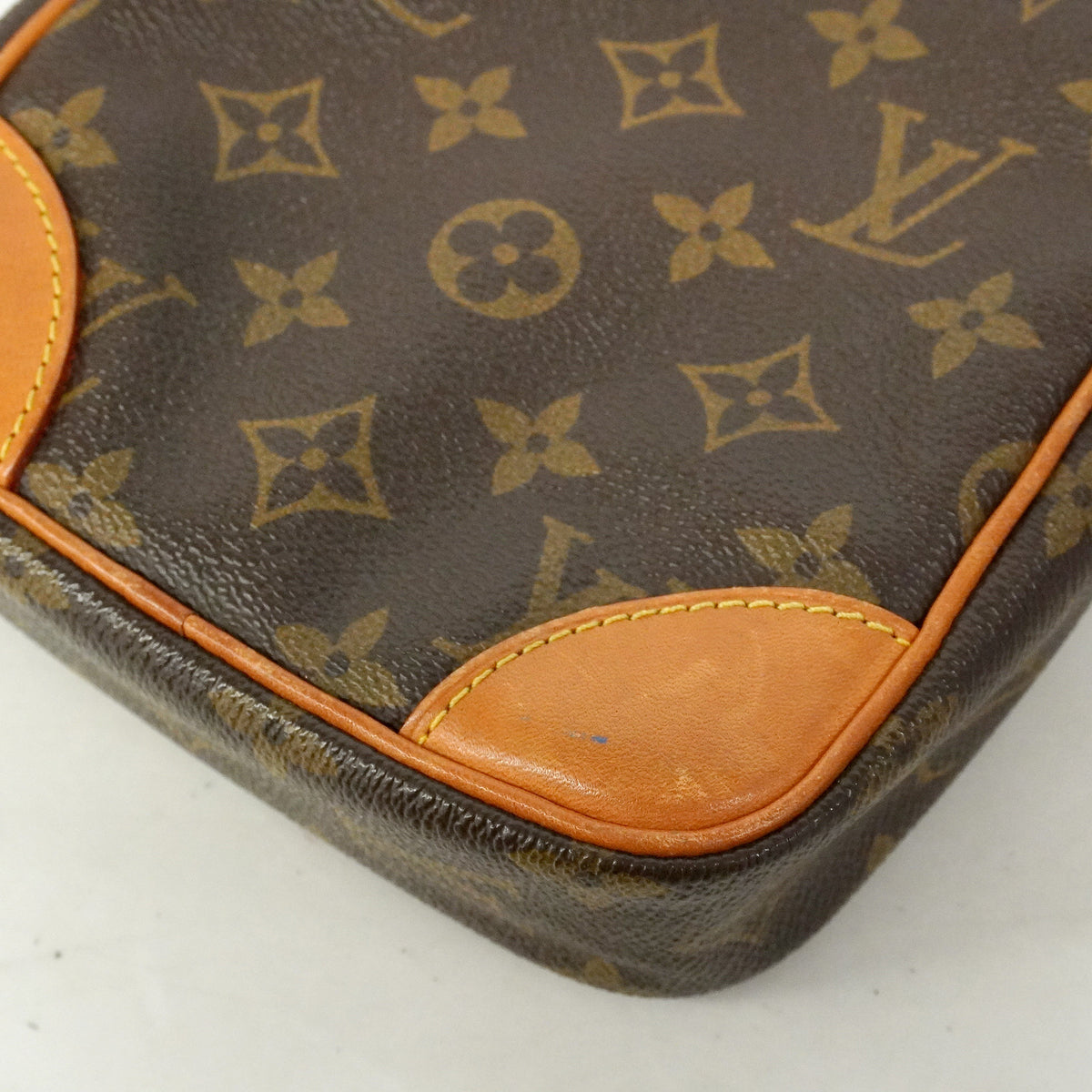 【6he5502】ルイヴィトン ショルダーバッグ モノグラム ダヌーブ M45266 ブラウン【中古】レディース