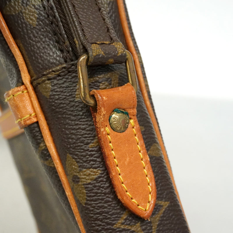 【6he5502】ルイヴィトン ショルダーバッグ モノグラム ダヌーブ M45266 ブラウン【中古】レディース