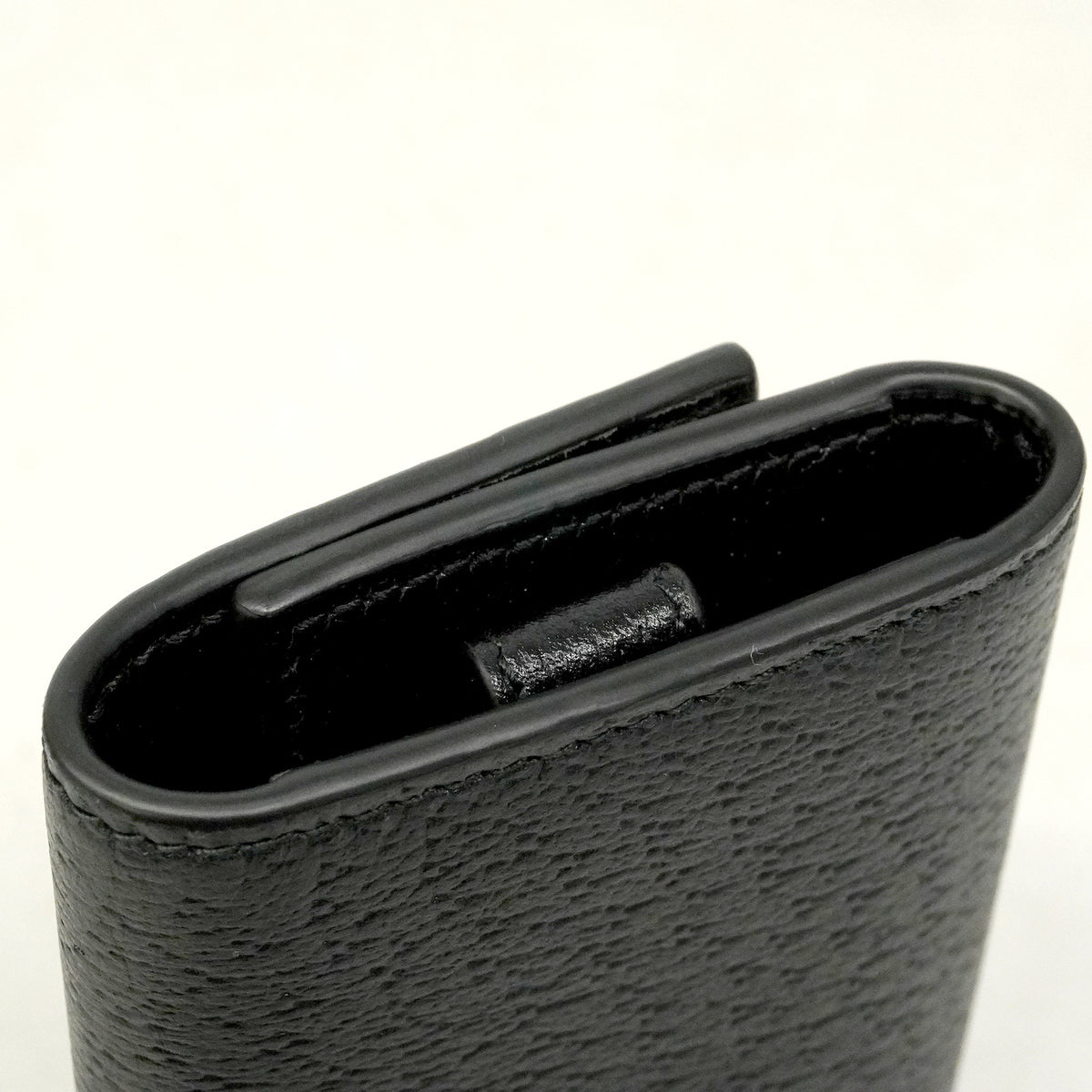 【6he5508】グッチ キーケース GGマーモント 435305 レザー ブラック ゴールド金具【中古】メンズ レディース ユニセックス