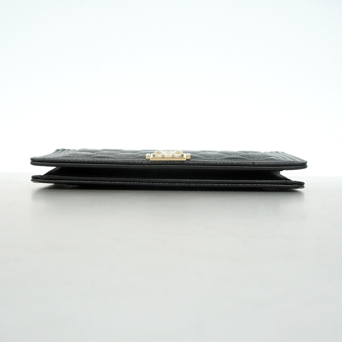 【6he5509】シャネル 長財布 ボーイシャネル キャビアスキン ブラック ゴールド金具【中古】レディース