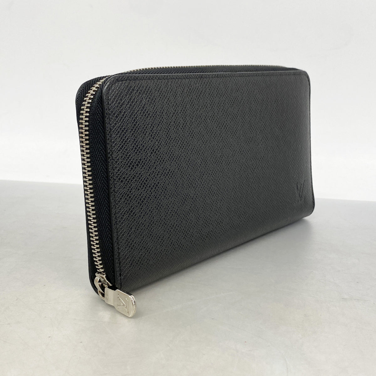 【6he5524】ルイヴィトン 長財布 タイガ ジッピーオーガナイザーNM M30056 アルドワーズ【中古】メンズ