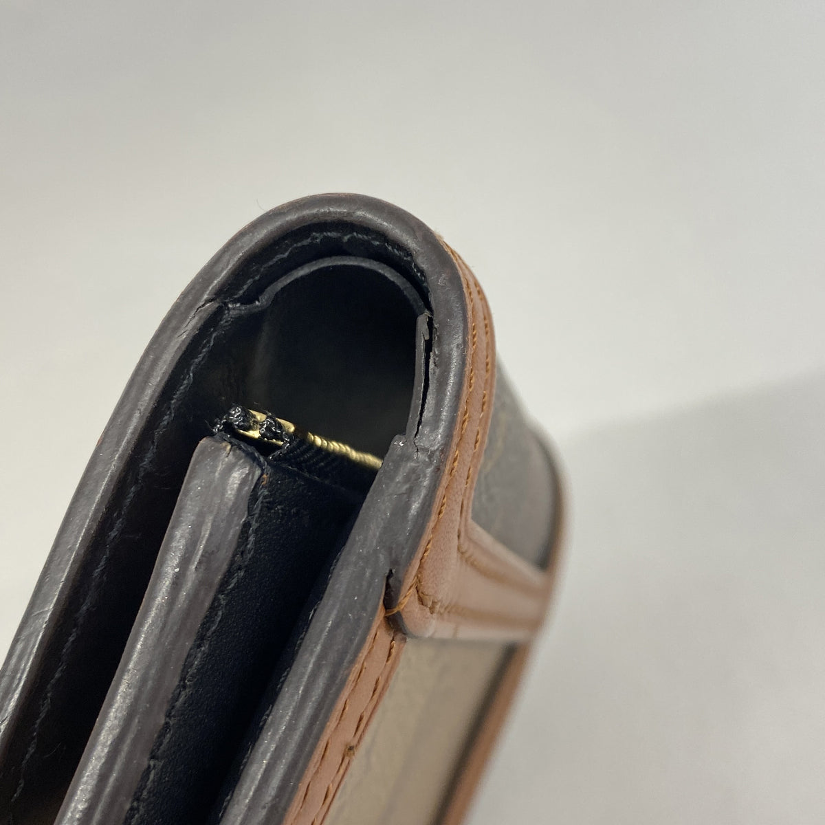 【6he5535】ルイヴィトン 三つ折り財布 モノグラム・リバース ポルトフォイユドーフィーヌコンパクト M68725 ブラウン【中古】レディース