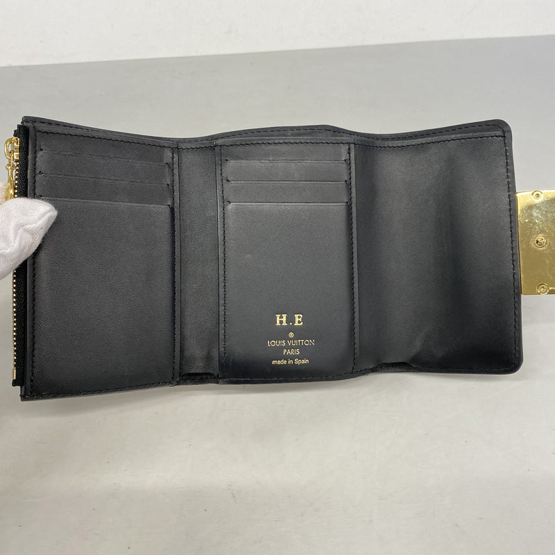 【6he5535】ルイヴィトン 三つ折り財布 モノグラム・リバース ポルトフォイユドーフィーヌコンパクト M68725 ブラウン【中古】レディース