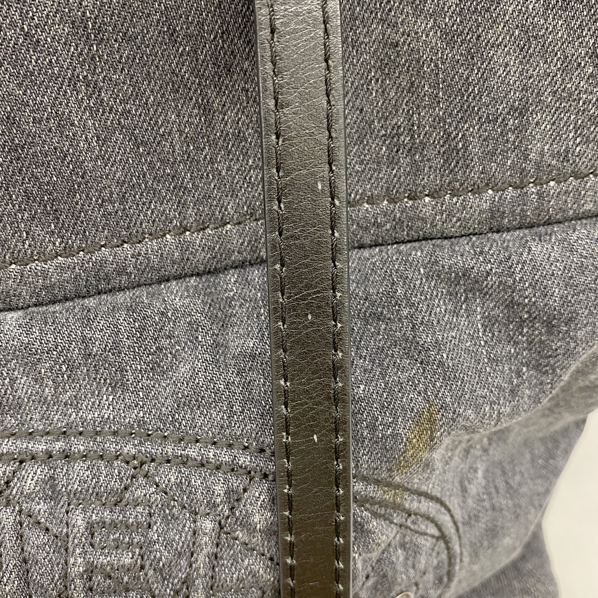 【6he5537】シャネル ハンドバッグ デニム グレー シルバー金具 2wayバッグ【中古】レディース