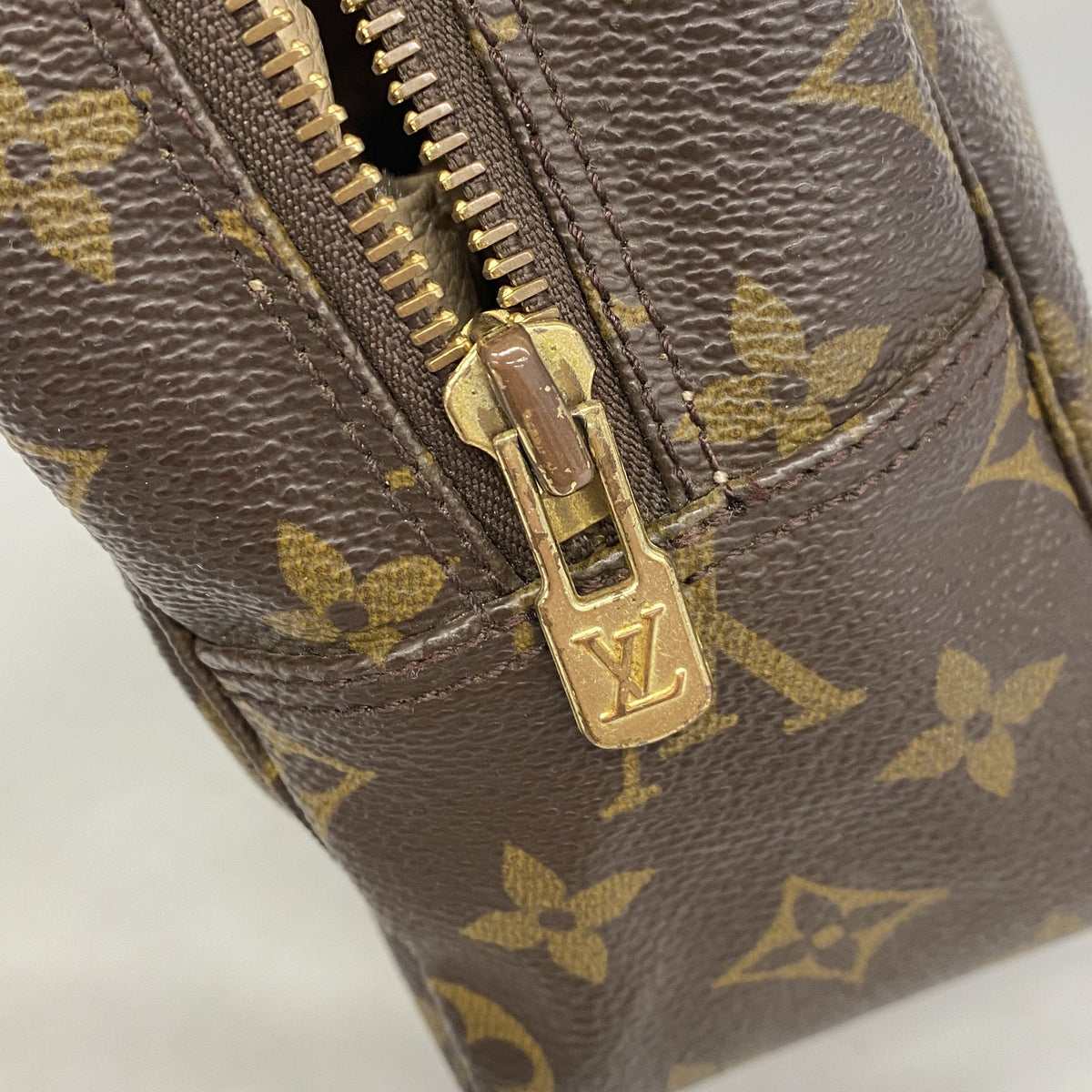 【6he5552】ルイヴィトン ポーチ モノグラム トゥルーストワレット28 M47522 ブラウン【中古】レディース