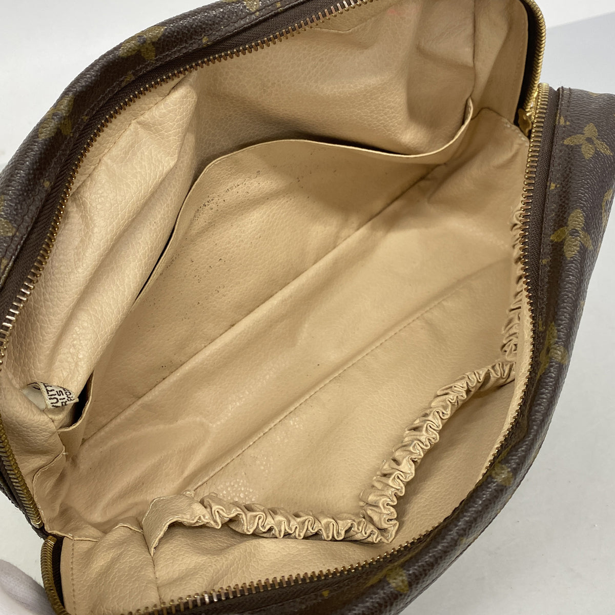 【6he5552】ルイヴィトン ポーチ モノグラム トゥルーストワレット28 M47522 ブラウン【中古】レディース