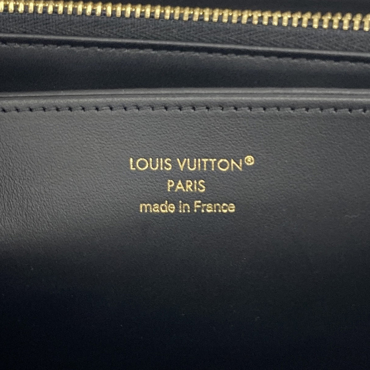 【6he5555】ルイヴィトン 長財布 モノグラムエンボス ジッピーウォレット M81510 ノワール【中古】レディース