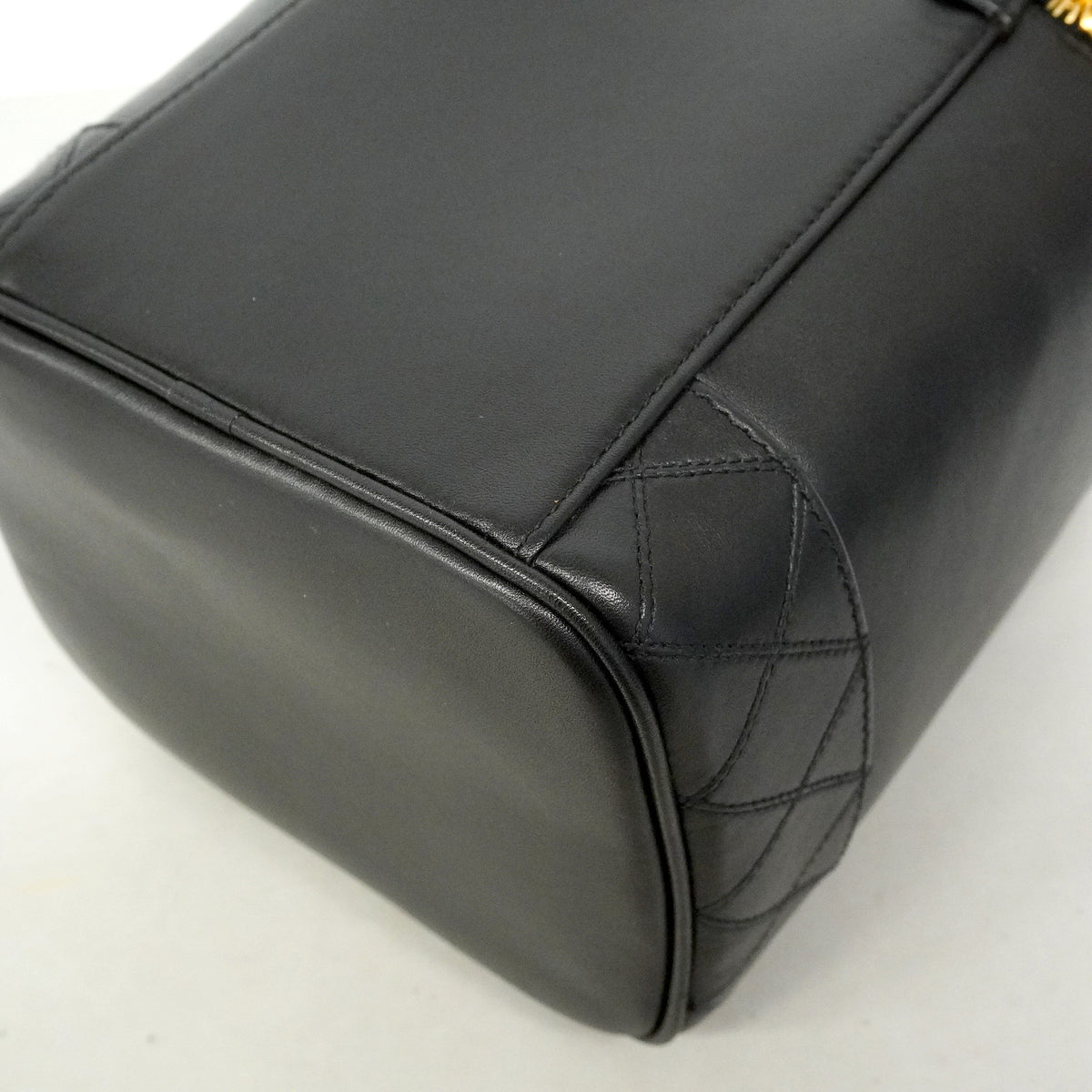 【6he5567】シャネル バニティバッグ ビコローレ ラムスキン ブラック ゴールド金具【中古】レディース