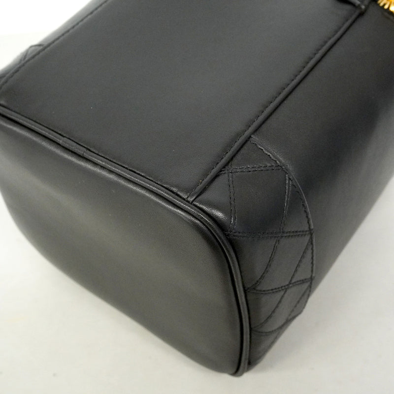 【6he5567】シャネル バニティバッグ ビコローレ ラムスキン ブラック ゴールド金具【中古】レディース