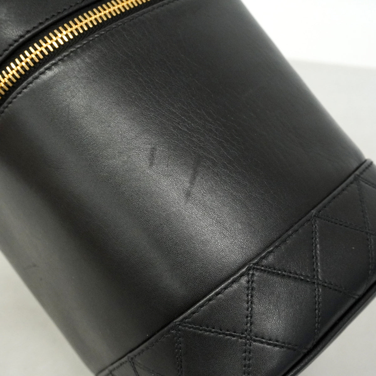 【6he5567】シャネル バニティバッグ ビコローレ ラムスキン ブラック ゴールド金具【中古】レディース