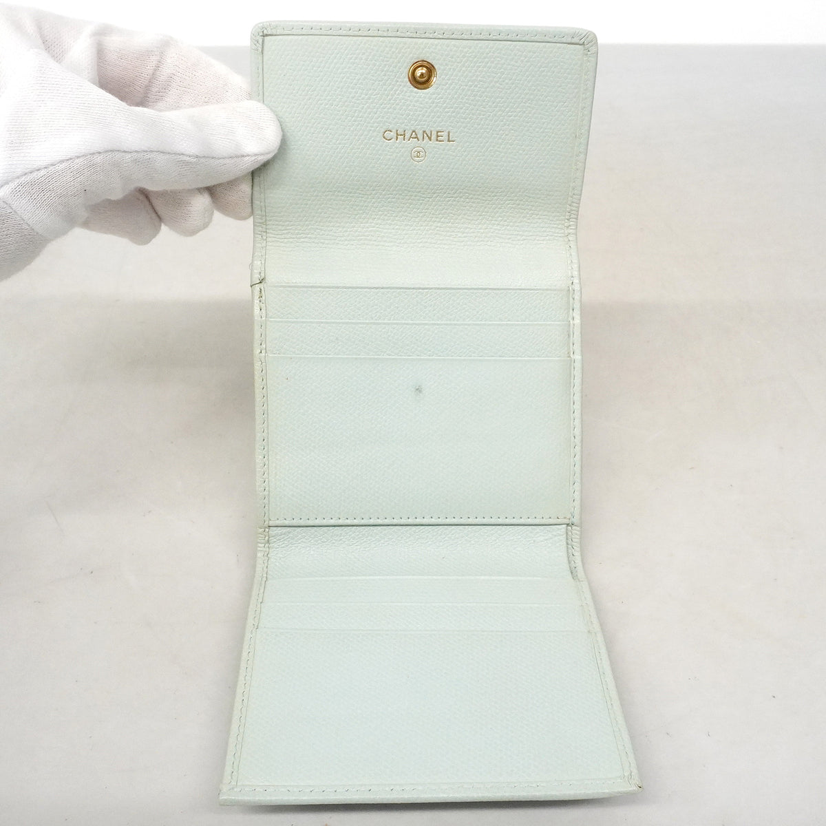 【6he5585】シャネル 三つ折り財布 ココボタン キャビアスキン ライトグリーン ゴールド金具【中古】レディース