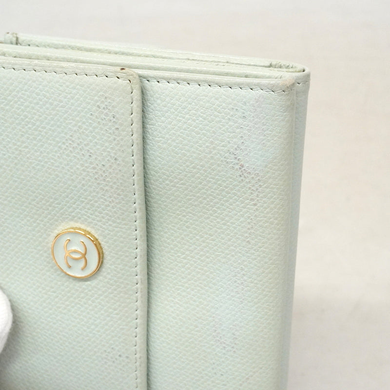【6he5585】シャネル 三つ折り財布 ココボタン キャビアスキン ライトグリーン ゴールド金具【中古】レディース