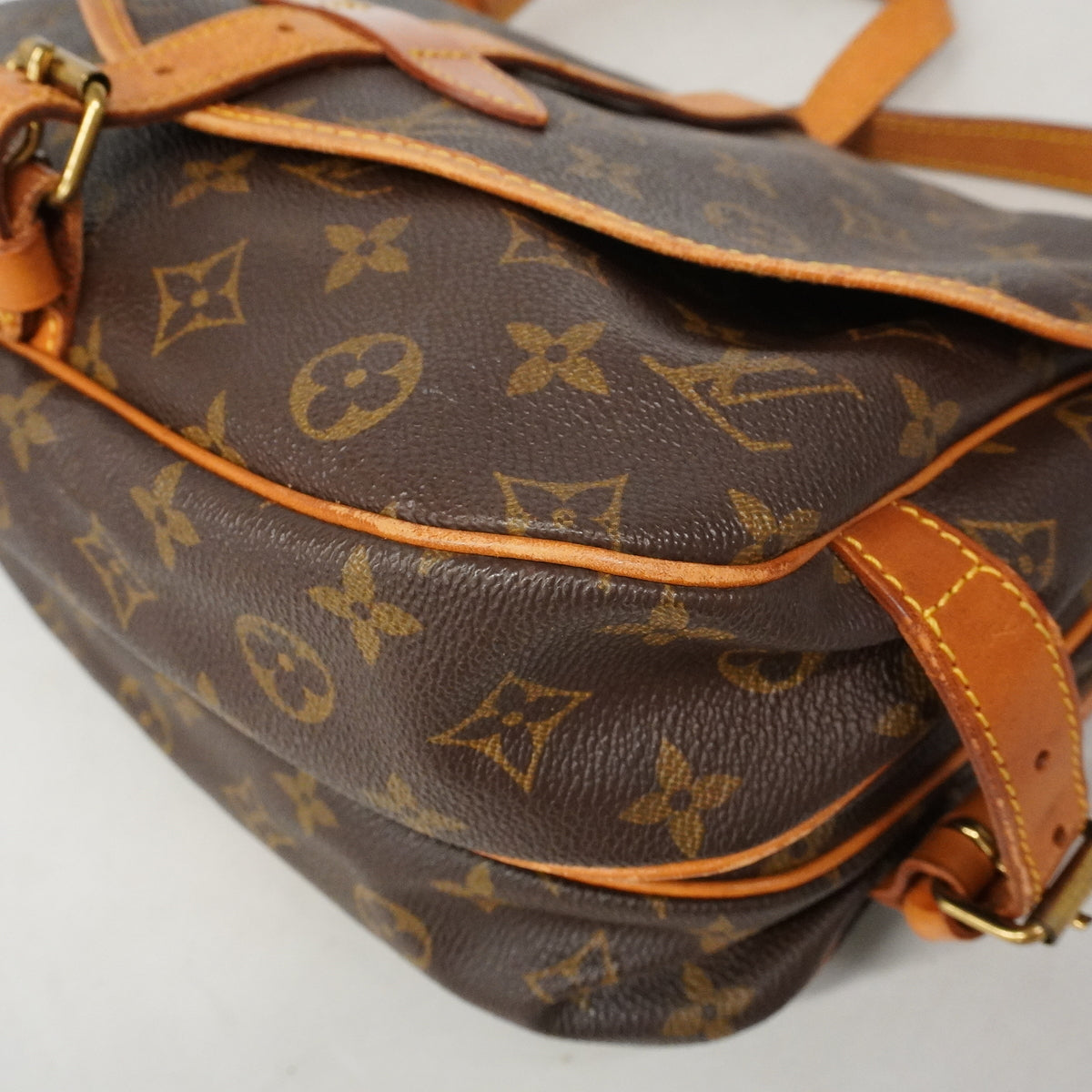 【6he5588】ルイヴィトン ショルダーバッグ モノグラム ソミュール30 M42256 ブラウン【中古】レディース