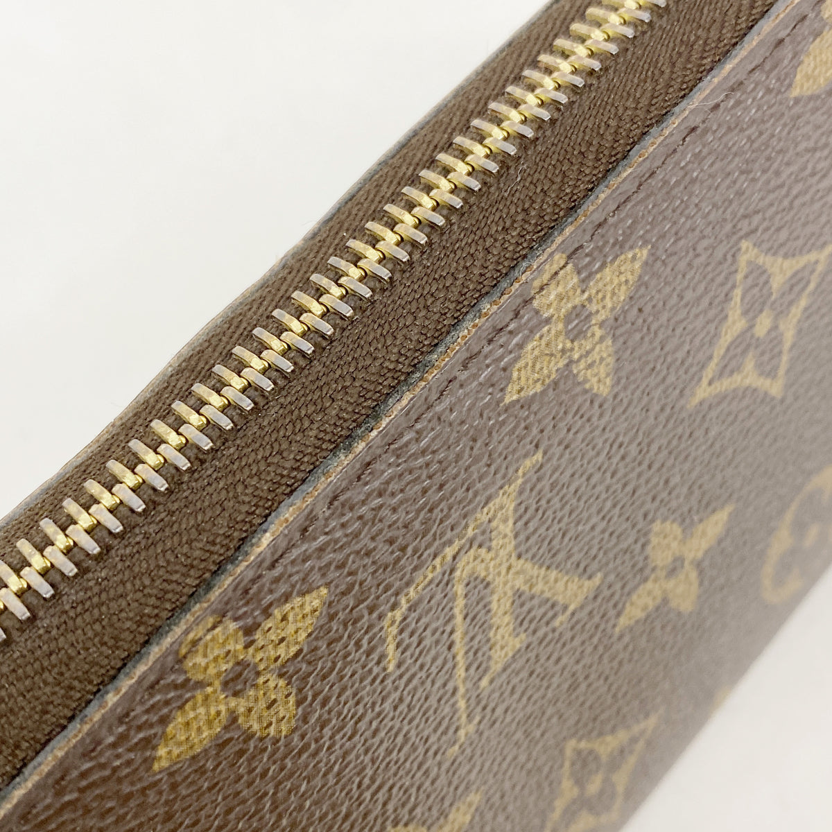 【6he5597】ルイヴィトン 長財布 モノグラム ジッピーウォレット M42616 ブラウン【中古】メンズ レディース ユニセックス