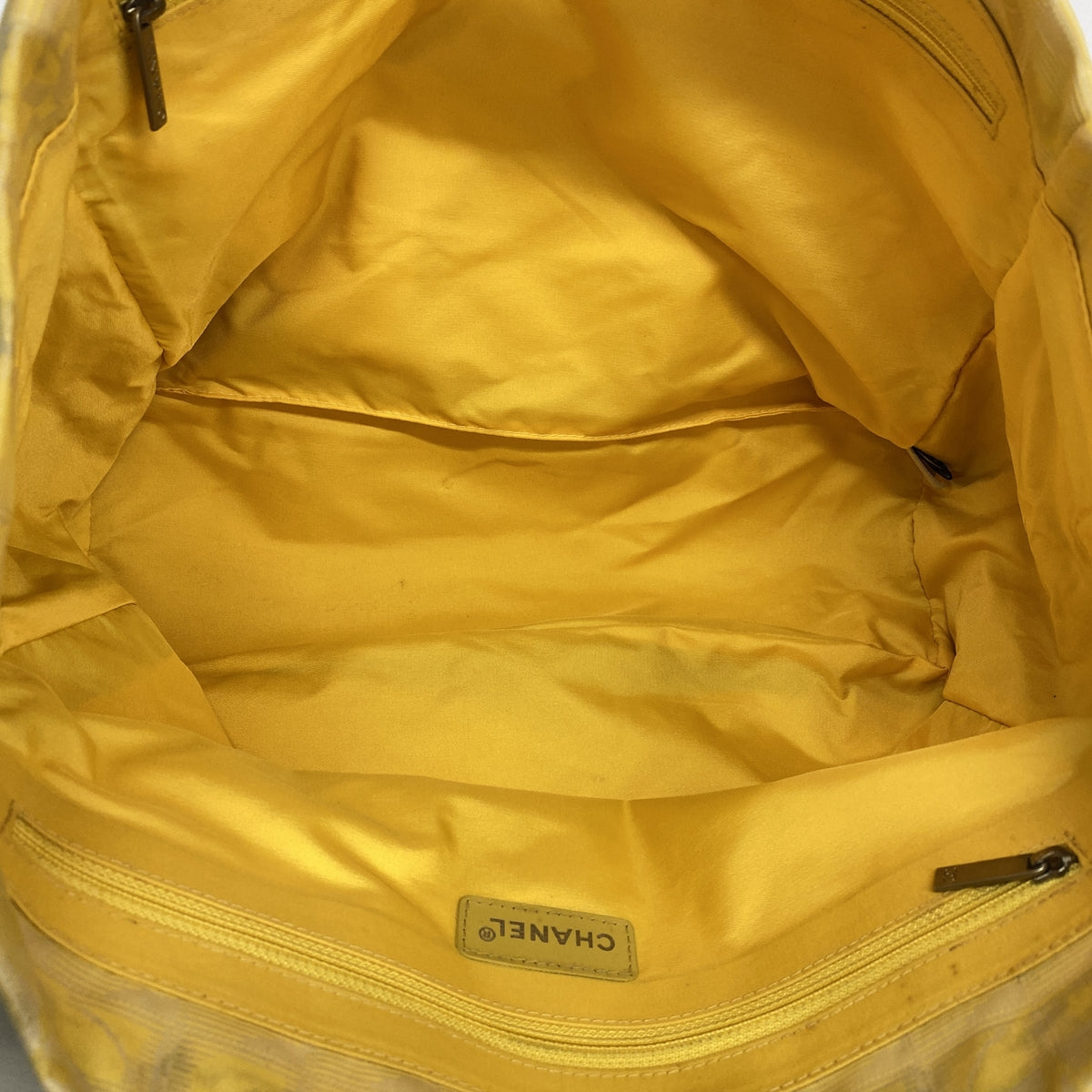 【6he5615】シャネル トートバッグ ニュートラベル ナイロン イエロー シルバー金具【中古】レディース
