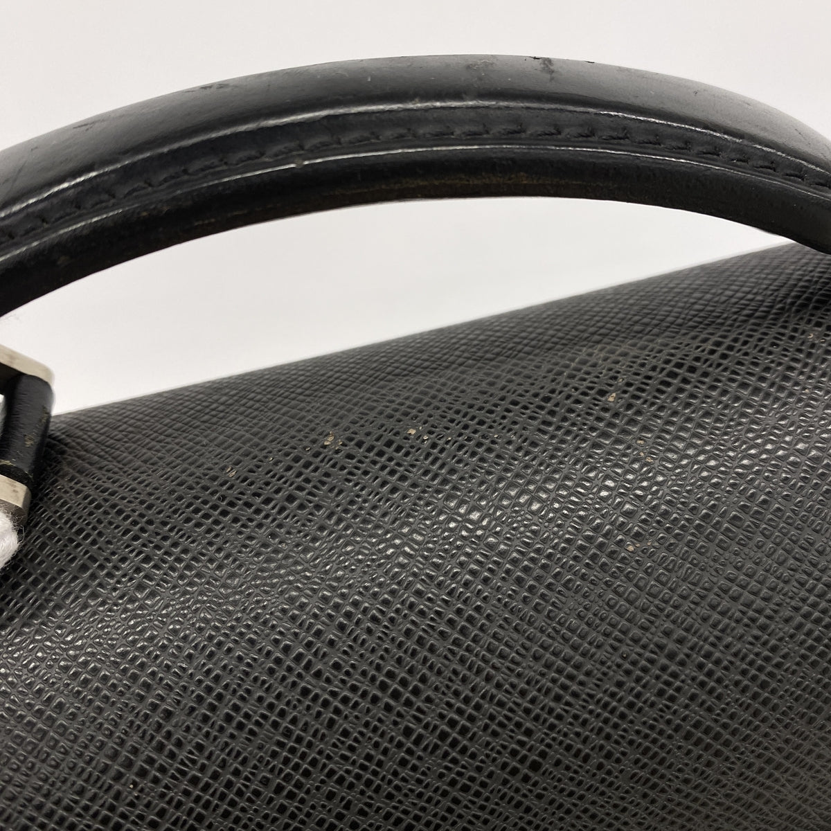【6he5633】ルイヴィトン ブリーフケース タイガ セルヴィエットモスコバ M30032 アルドワーズ【中古】メンズ
