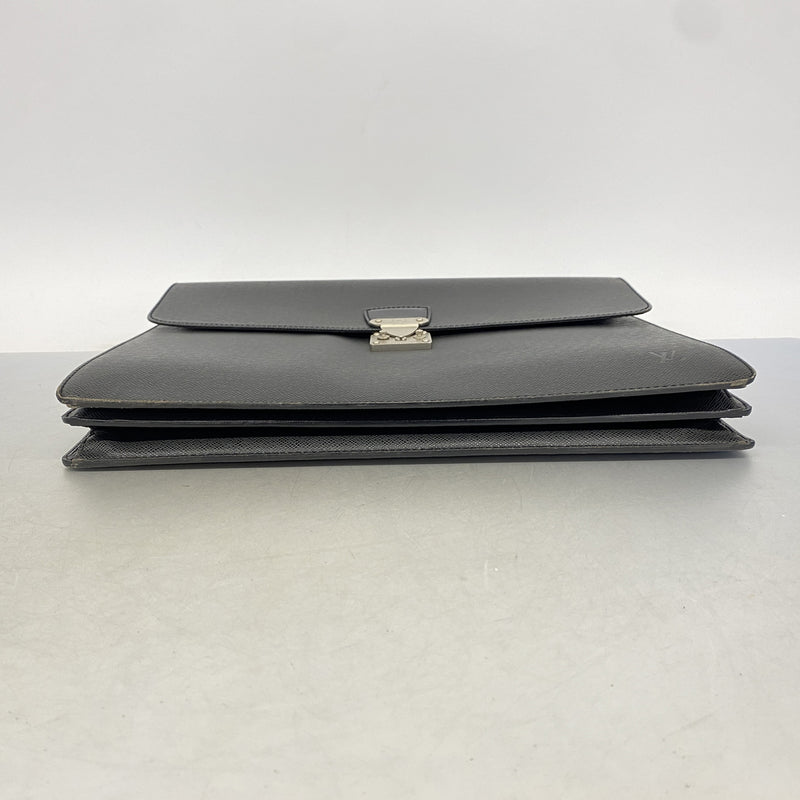 【6he5633】ルイヴィトン ブリーフケース タイガ セルヴィエットモスコバ M30032 アルドワーズ【中古】メンズ