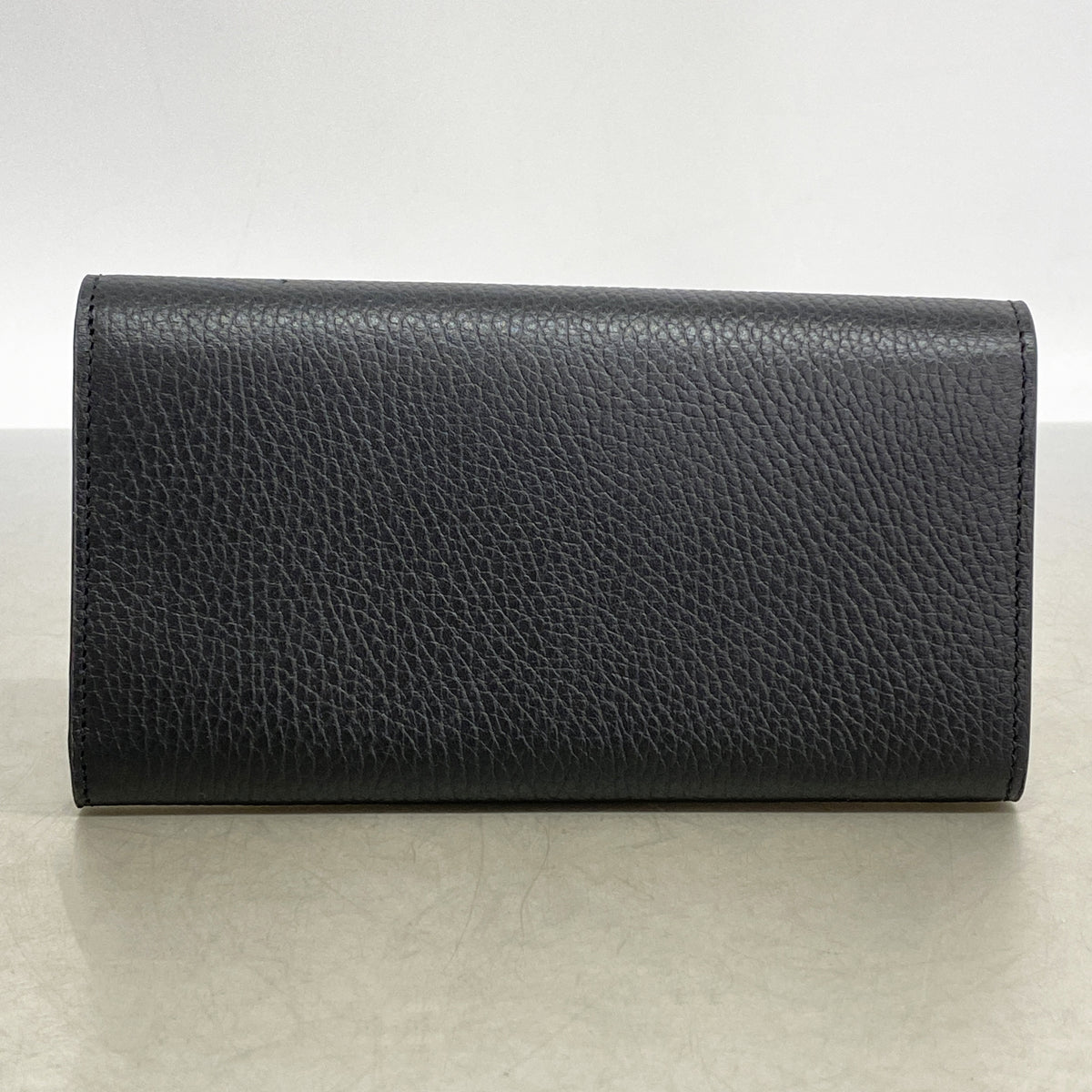 【6he5643】グッチ 長財布 インターロッキングG 598166 レザー ブラック シャンパンゴールド金具【中古】レディース